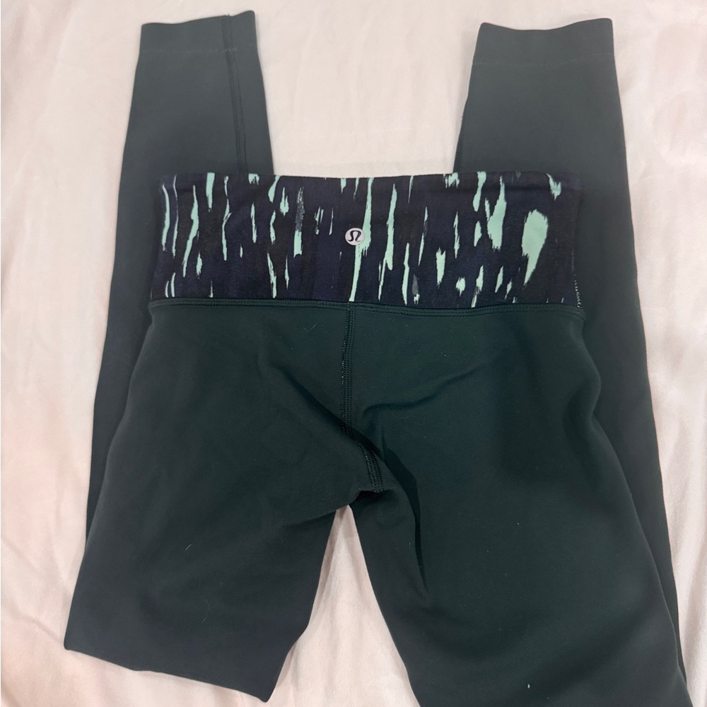 Reversible lululemon leggings